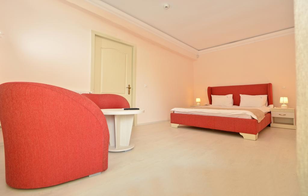 Mykonos Mamaia Boutique Villa Năvodari 외부 사진